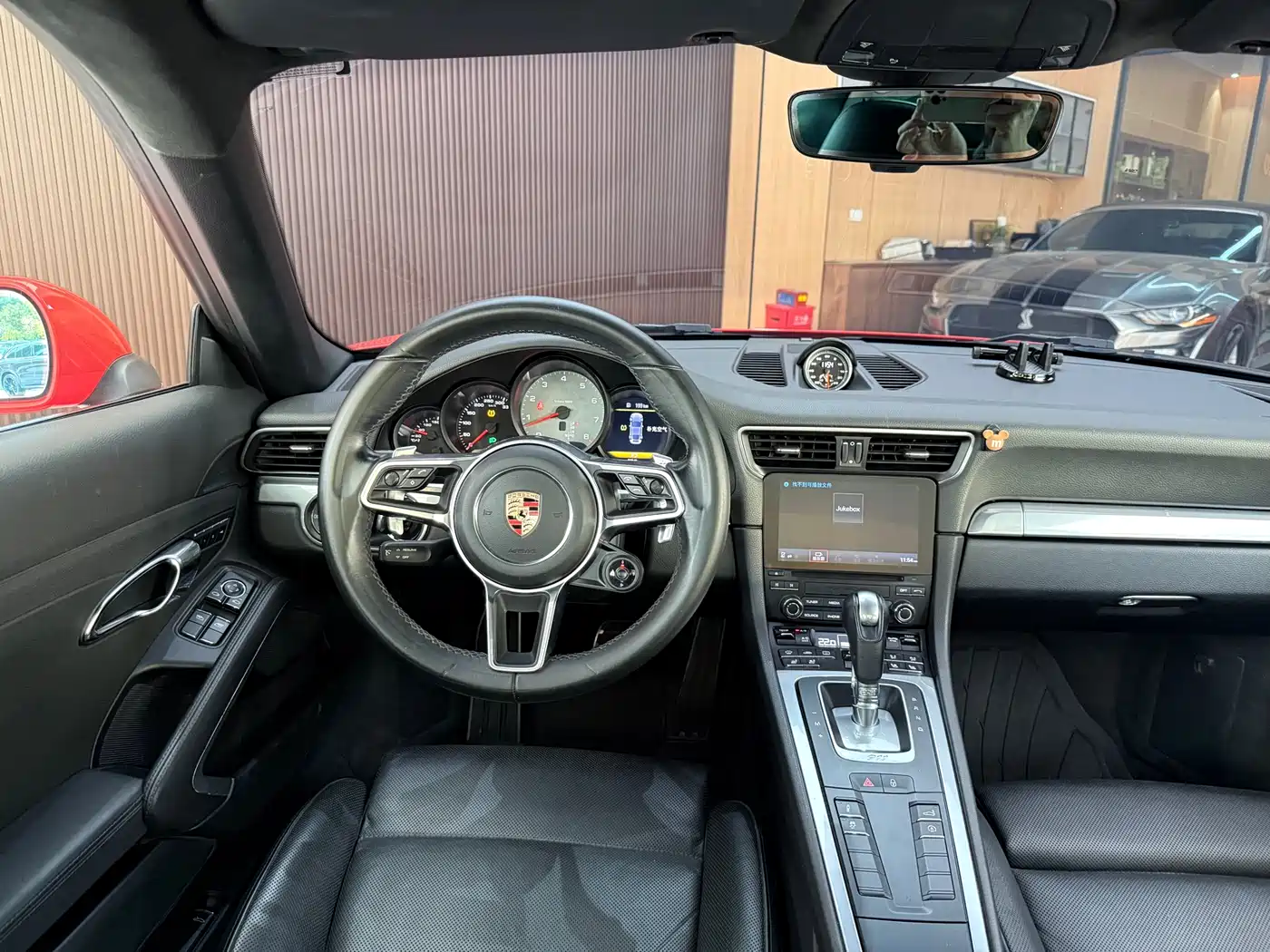 Porsche 911 2016 Carrera 4S 3.0T фото 22