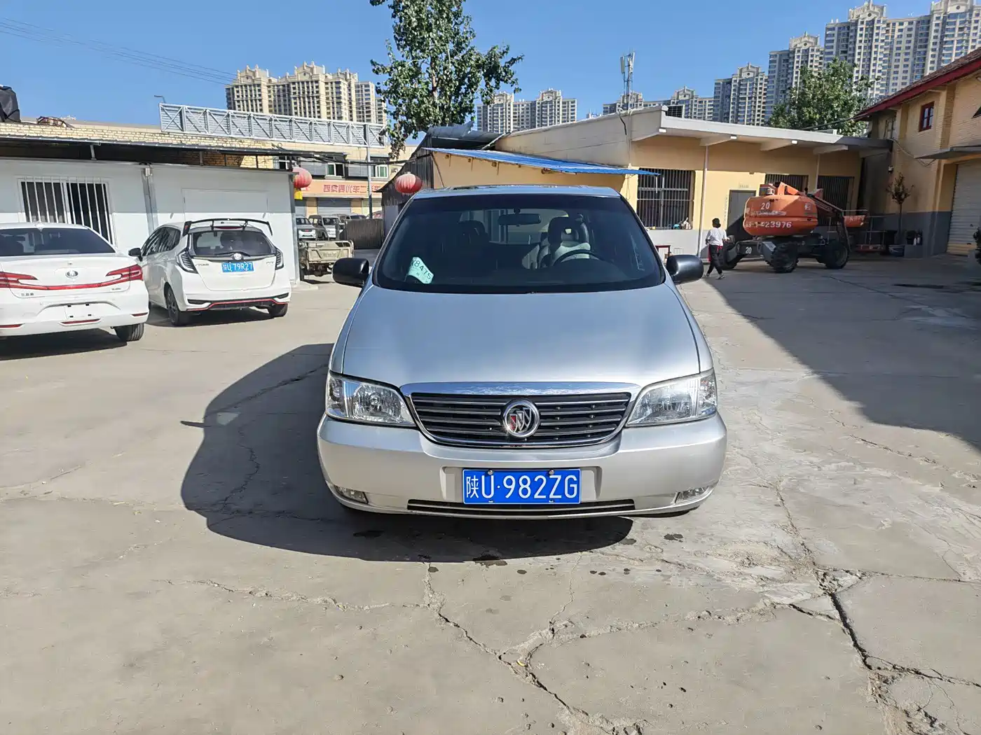 Buick GL8 2010