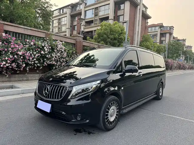 Mercedes-Benz Vito 2021