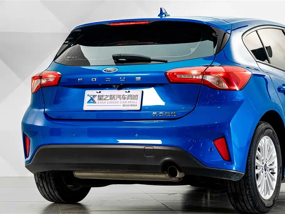 Photo 7 - Ford Focus
