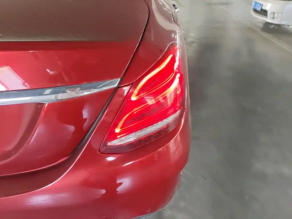 Фото 8 - Mercedes-Benz C-Class