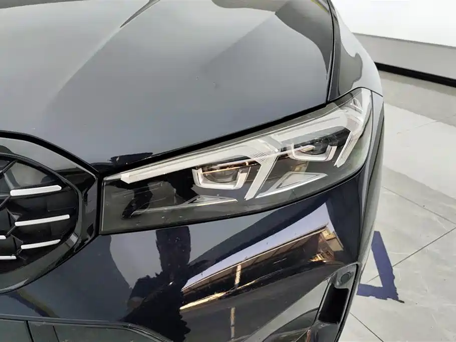 BMW 3 Series 2024 325Li M Sport Shadowline Package фото 5