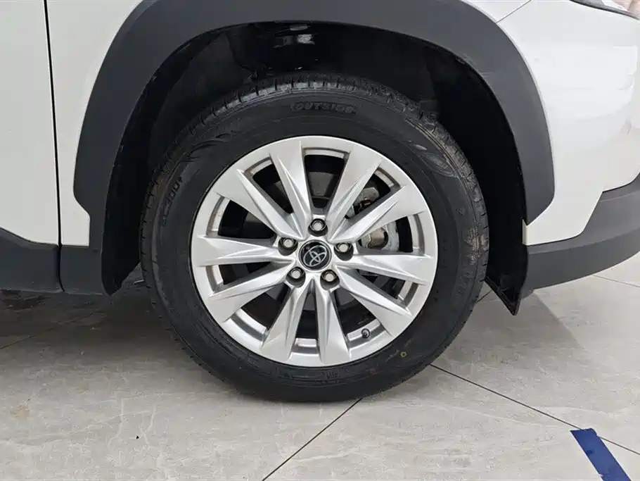 Toyota Corolla Cross 2022 2.0L Elite Edition фото 6