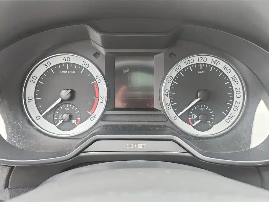 Škoda Octavia 2018 TSI230 DSG Comfort Edition фото 14