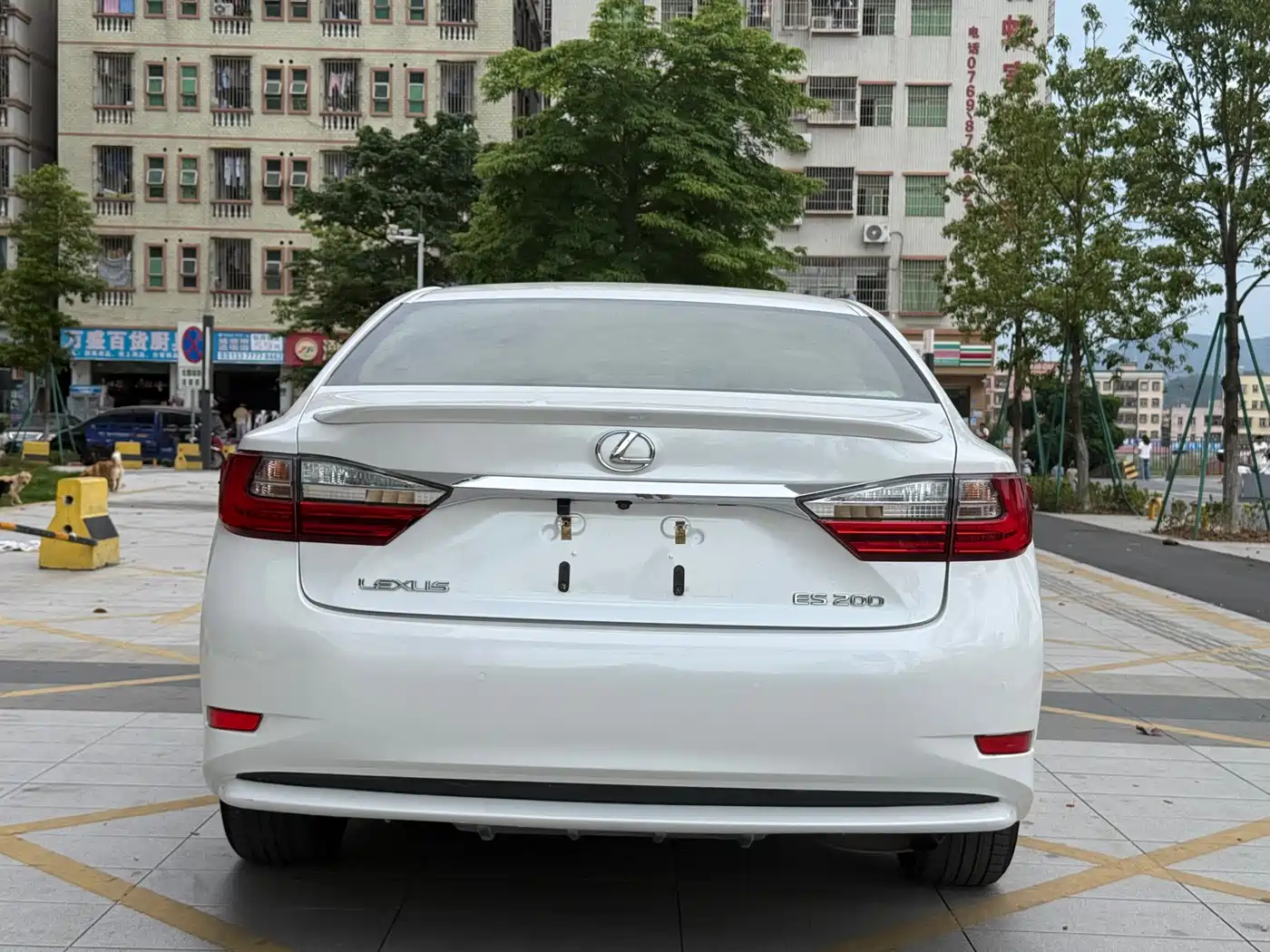 Lexus ES 2015 200 Elite Edition фото 15