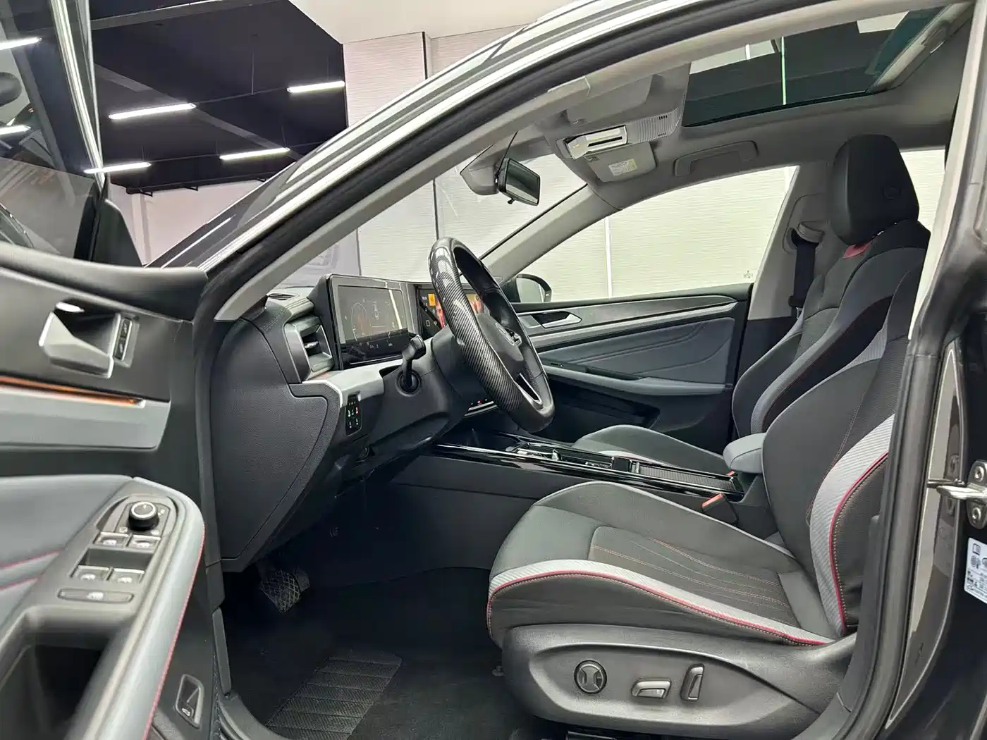 Volkswagen Lamando 2022 Lamando L 280TSI DSG Cool Edition фото 9