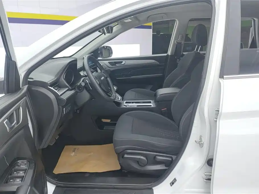 Haval M6 2021 PLUS 1.5T DCT Elite Smart Connect фото 9