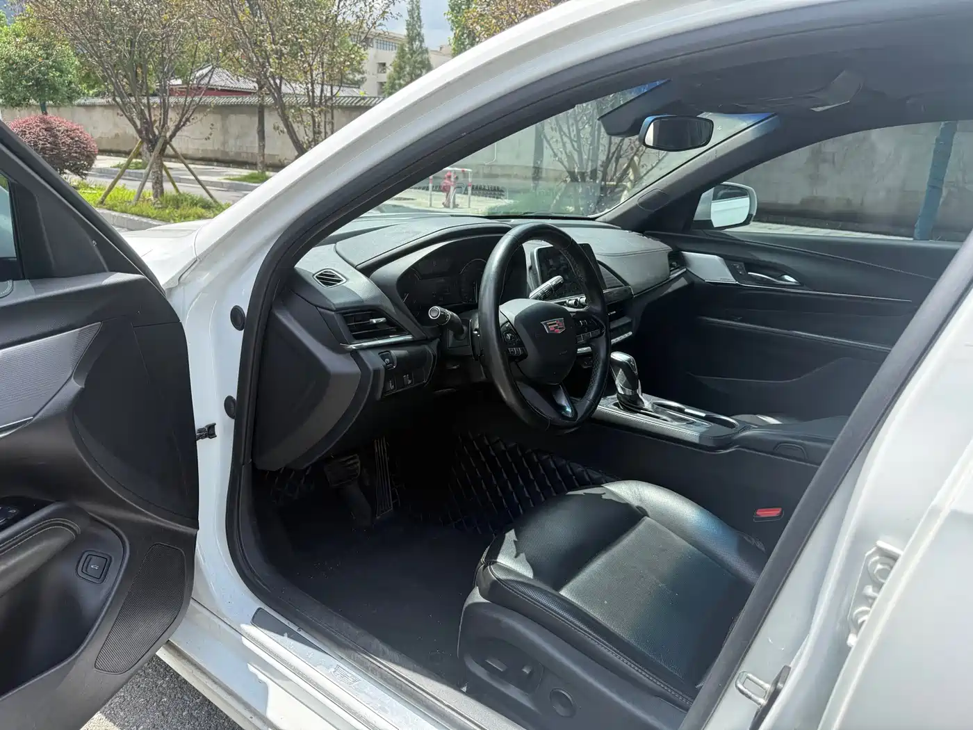 Cadillac CT4 2023 2022 28T Luxury Model