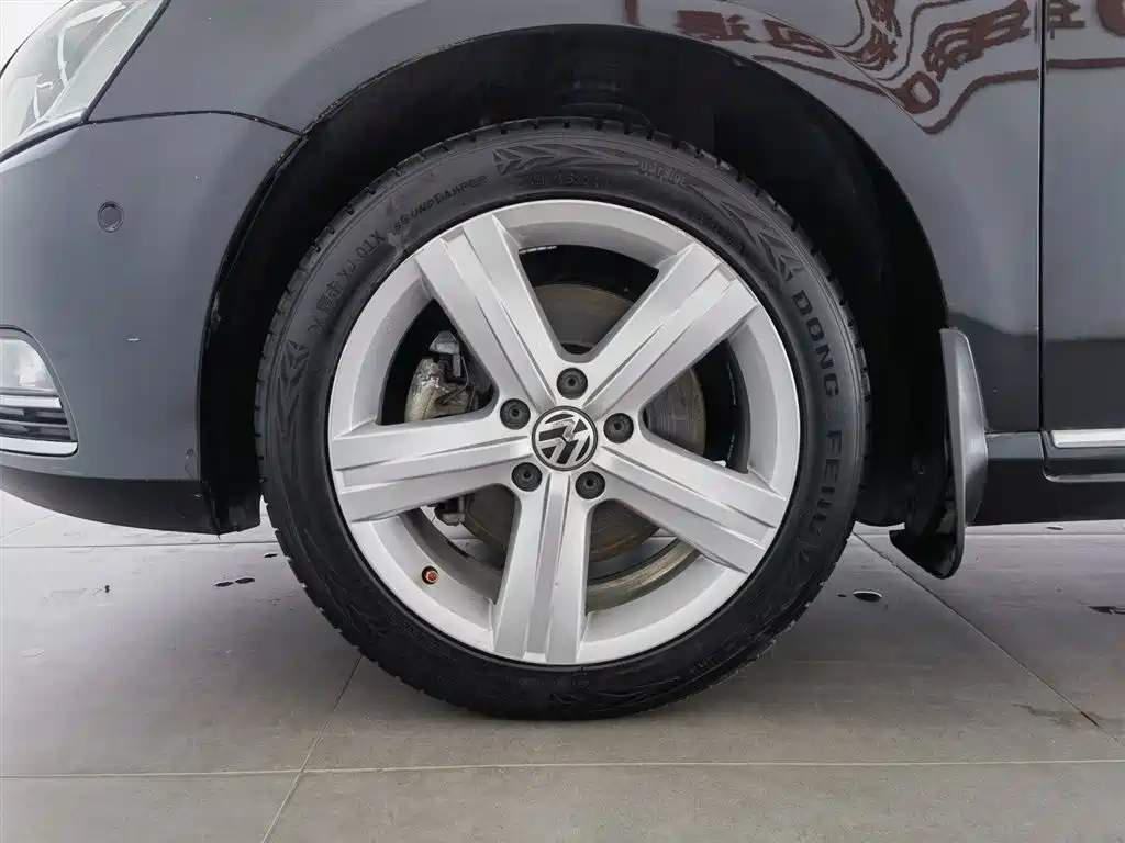 Volkswagen Magotan 2013 2.0TSI Ultimate фото 17