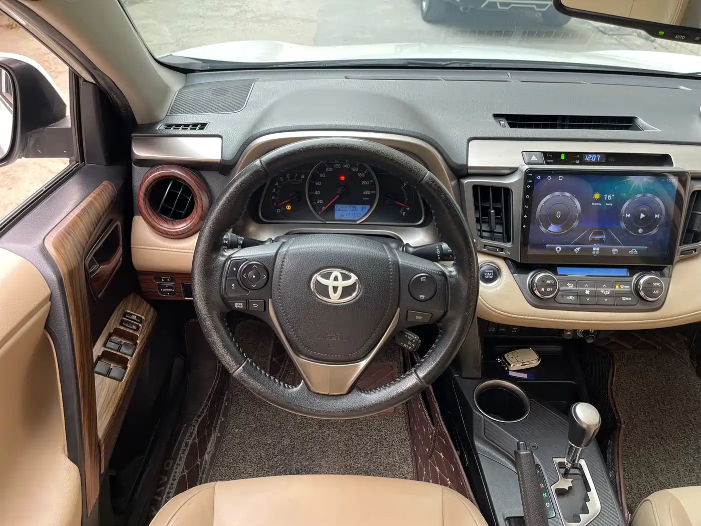Toyota RAV4 Rongfang 2013 2.5L Auto 4WD Elite фото 10
