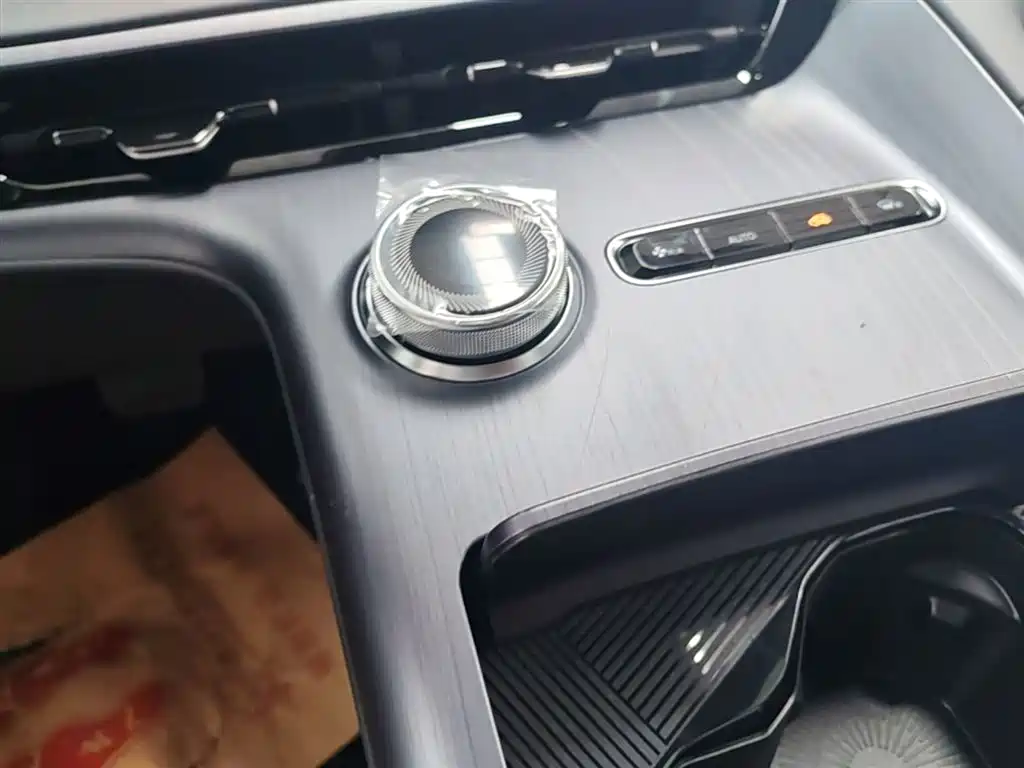 Geely Galaxy Galaxy E5 2026 530km Voyager Edition фото 14