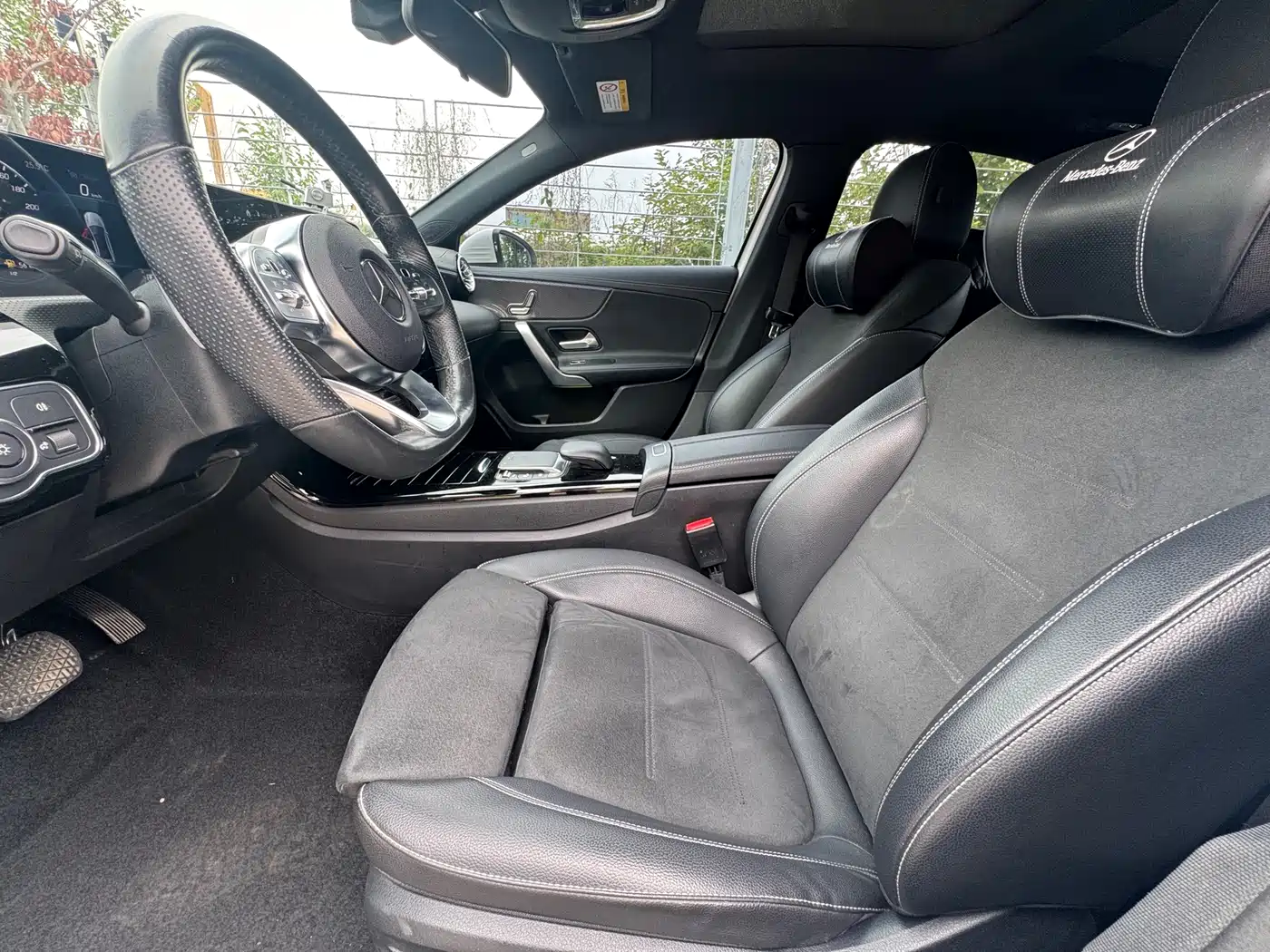 Mercedes-Benz A-Class 2022 A 200 L Sport Sedan Style фото 11