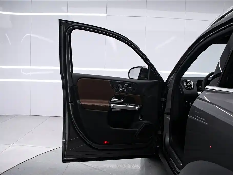 Mercedes-Benz GLB 2024 GLB 220 Fashion фото 11