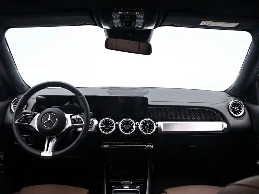 Mercedes-Benz GLB 2024 GLB 220 Fashion фото 5