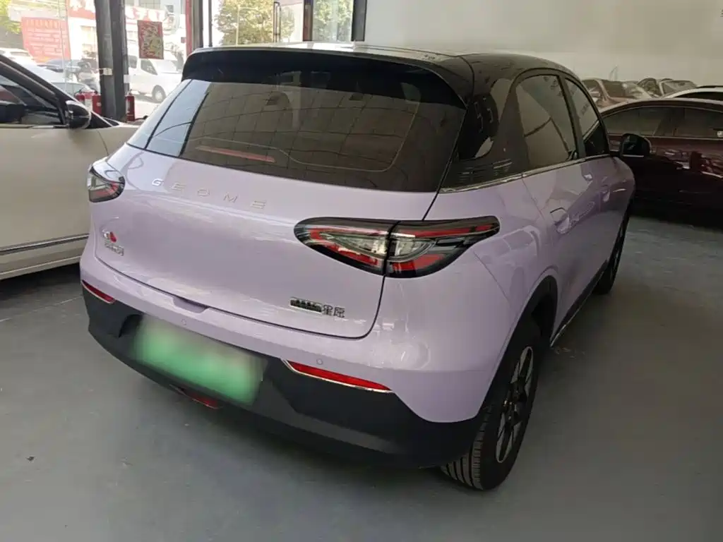 Фото 7 - Geely Galaxy Starry Wish
