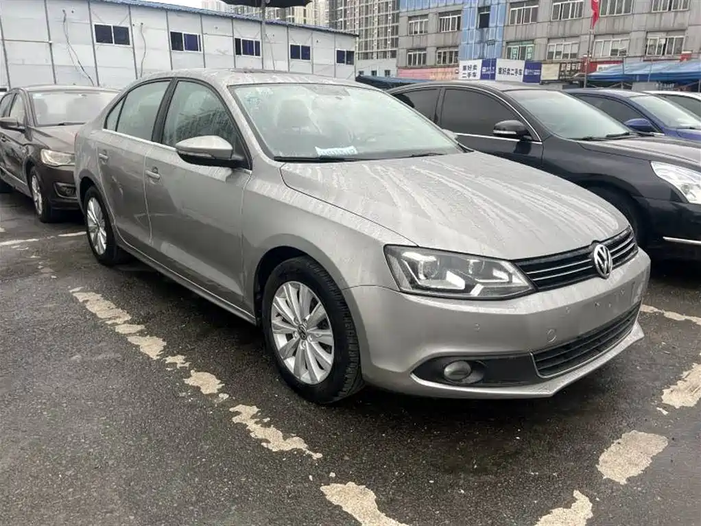 Volkswagen Sagitar 2014 Facelift 1.4TSI Automatic Luxury фото 3