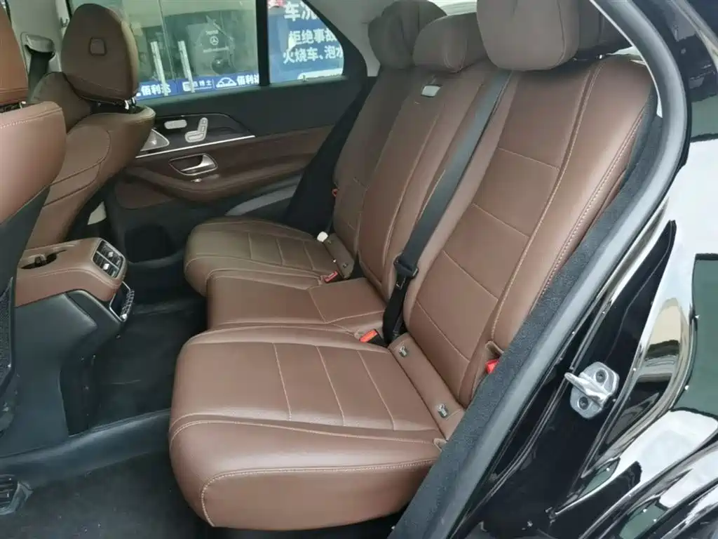 Mercedes-Benz GLE 2025 GLE 350 4MATIC Fashion фото 24