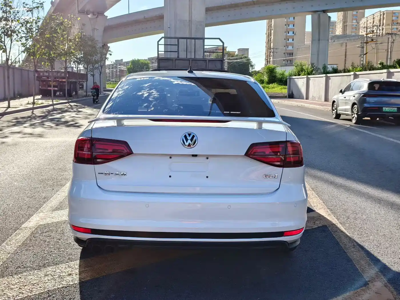 Фото 5 - Volkswagen Sagitar
