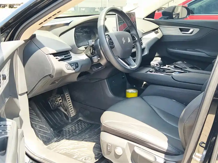 Hongqi E-QM5 2023 620km PLUS фото 9