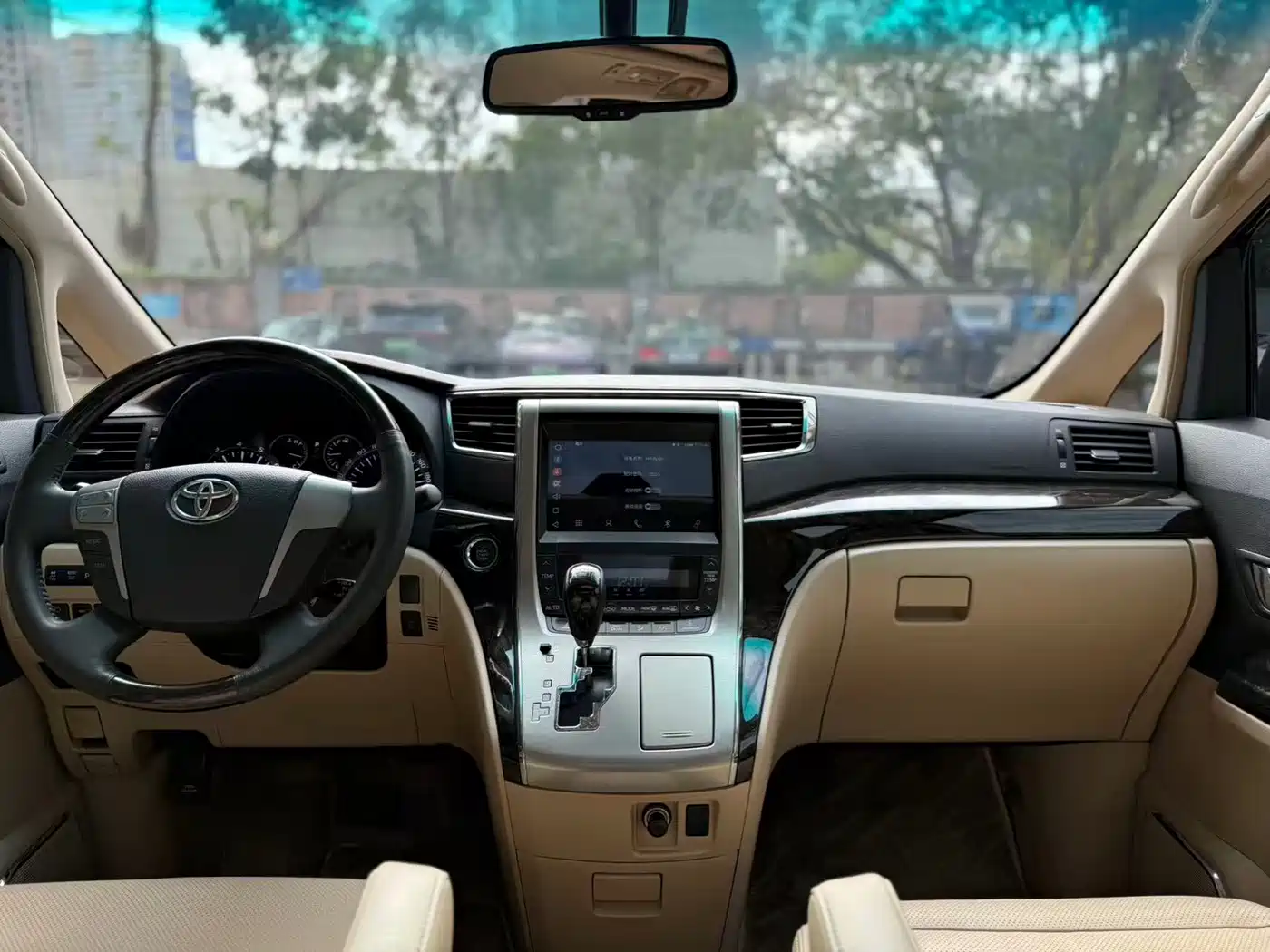 Toyota Alphard 2012 2.4L Luxury Edition фото 5