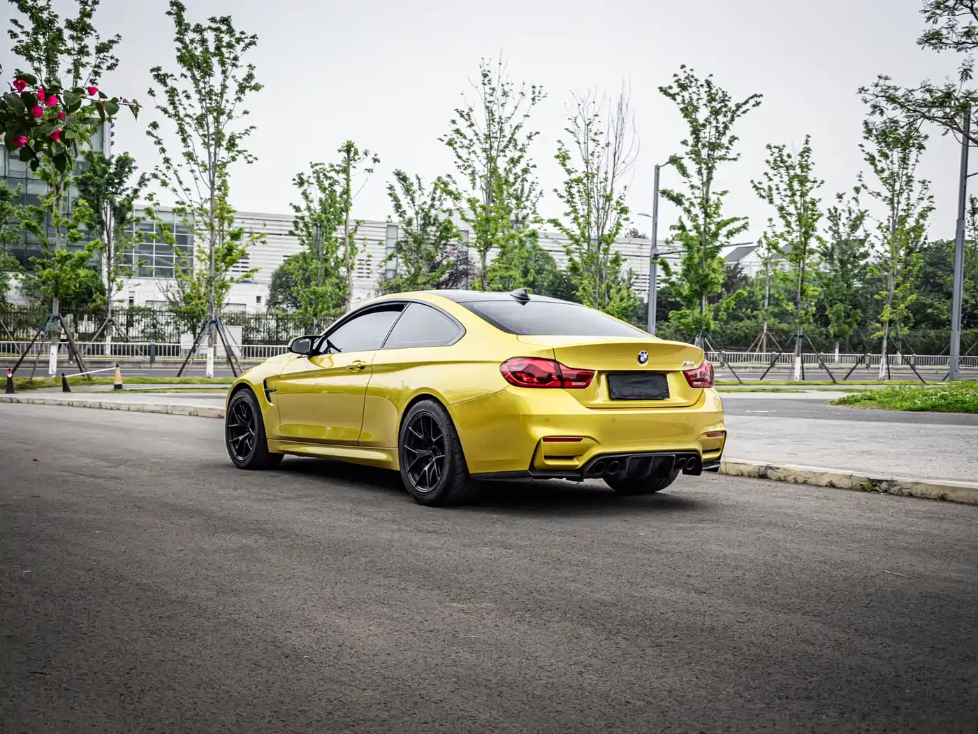 BMW M4 2014 M4 Coupe фото 9