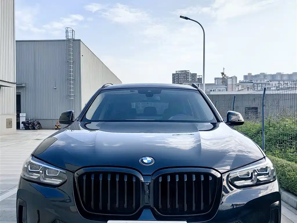 BMW X3 2023 xDrive30i Leading M Night Package фото 2