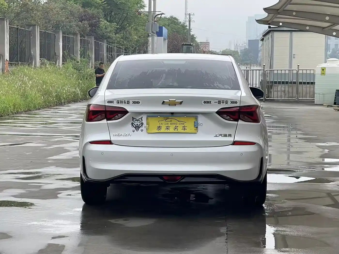 CHEVROLET CRUZE