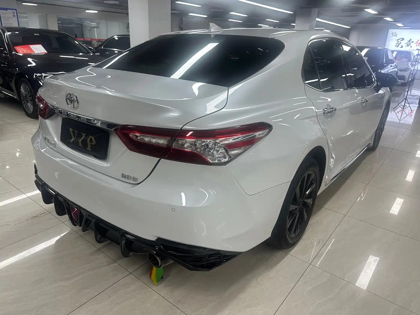 Toyota Camry 2023 2.0G Luxury Edition фото 11