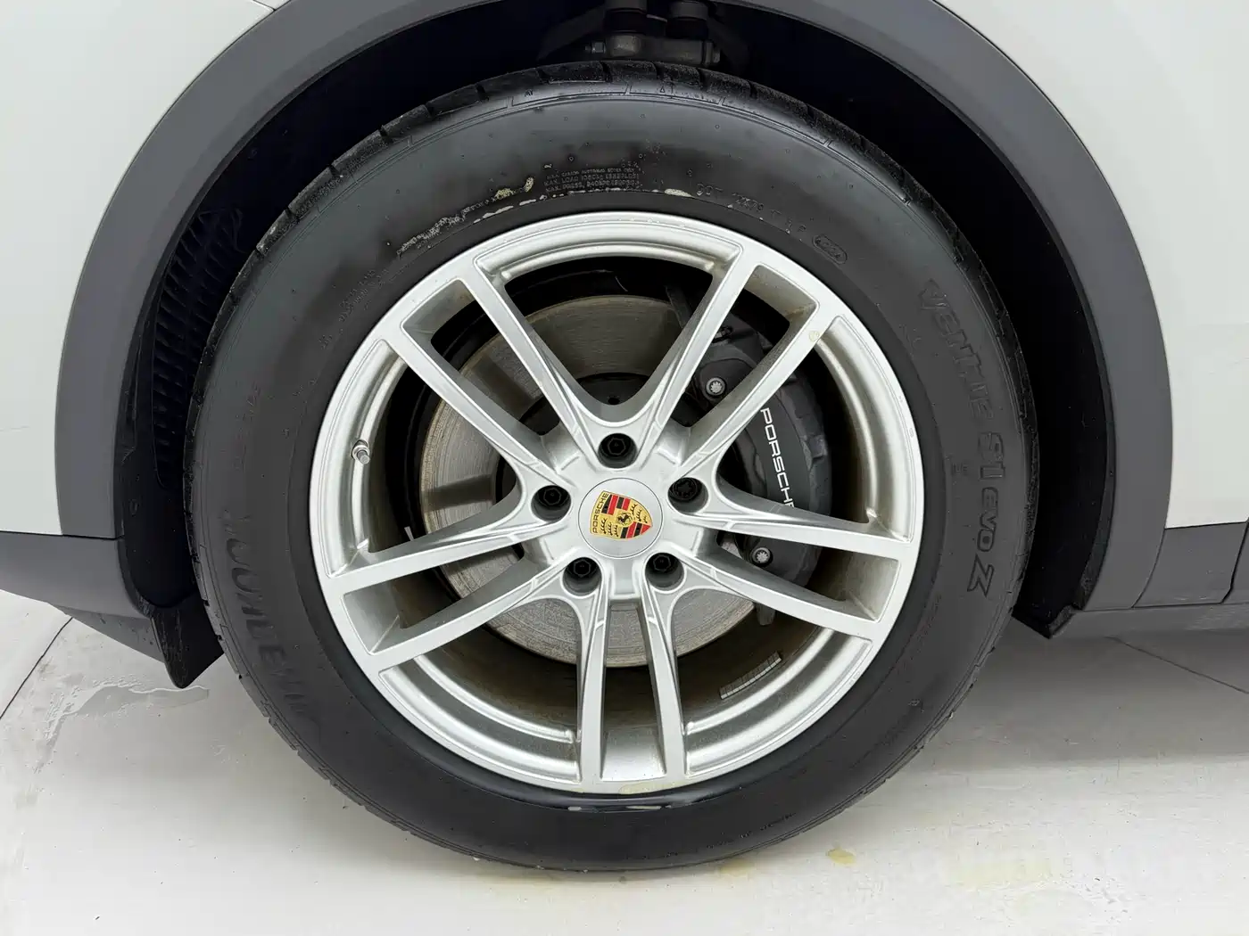 Porsche Cayenne 2025 Cayenne 3.0T Dream Chaser Edition фото 23