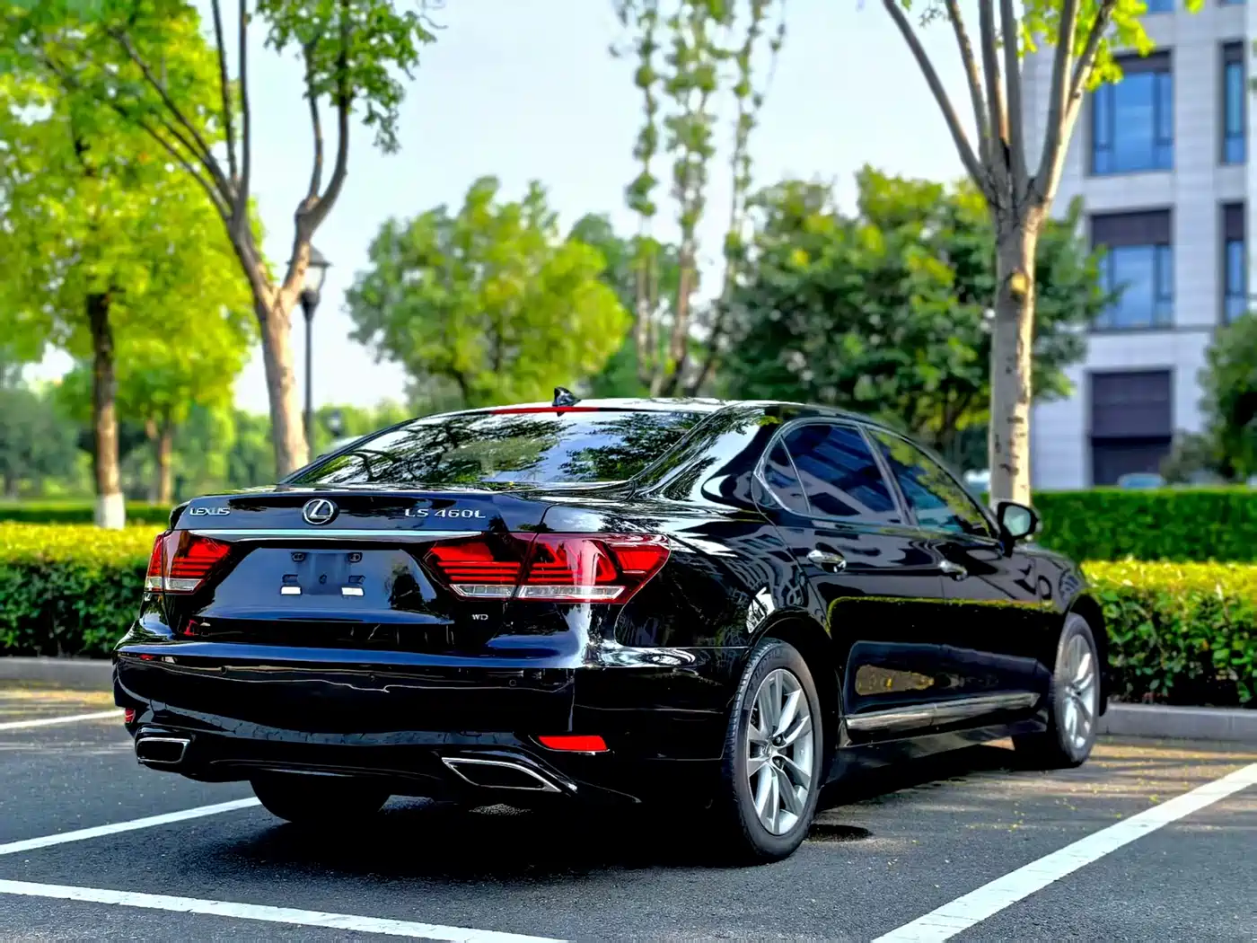 Lexus LS 2013 460L 4WD Premium Edition фото 20