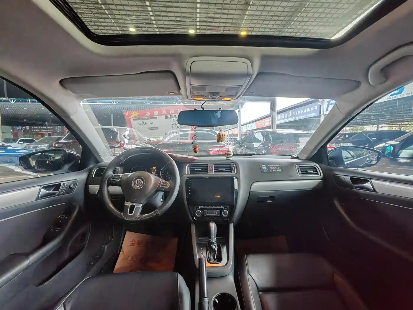 Volkswagen Sagitar 2014 Facelift 1.4TSI Automatic Luxury фото 9