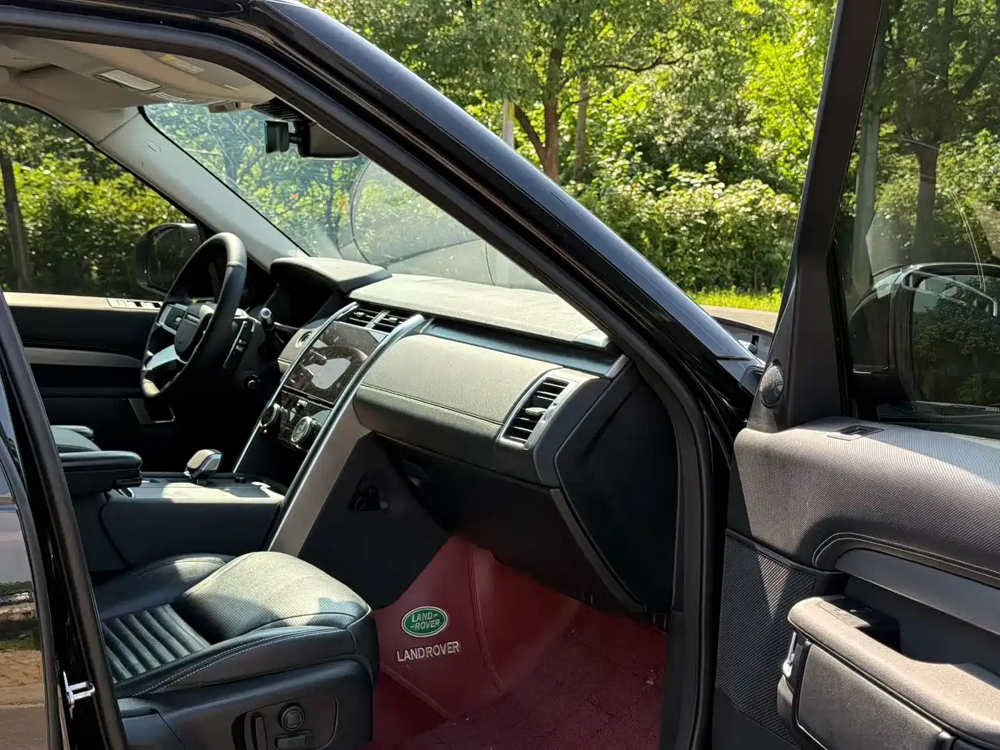 Land Rover Discovery 2021 360PS R-Dynamic S фото 5