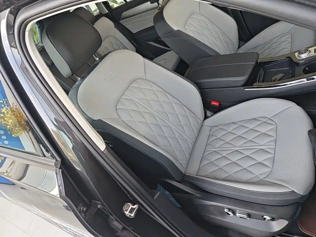 Volkswagen Talagon 2025 2025 380TSI 4WD R-Line Cruise Deluxe Edition