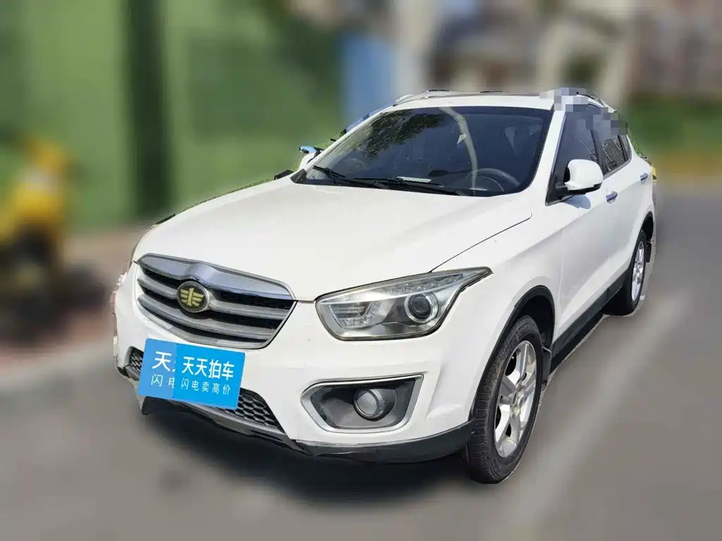 Besturn Besturn X80 2013 2.0L Automatic Luxury Type