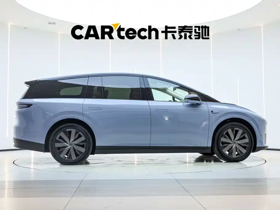 Li Auto Li i8 2025 2025 Standard Edition