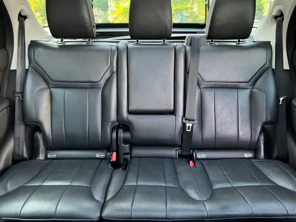 Land Rover Discovery 2017 3.0 SC V6 S фото 15