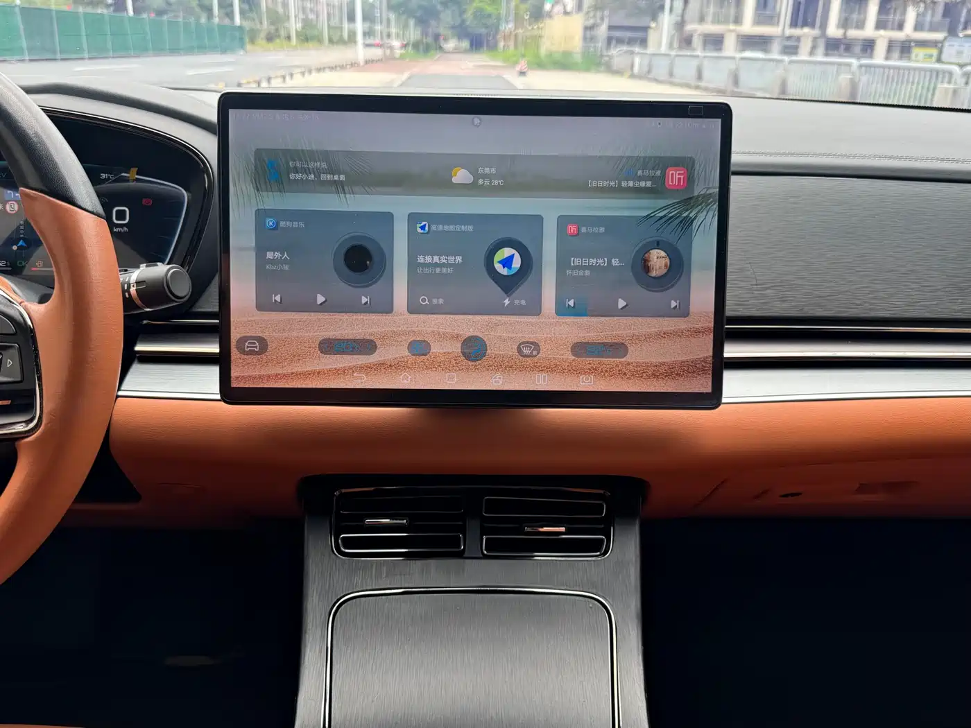 BYD Han 2022 DM-i 121KM Prestige фото 13