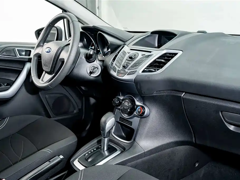 Ford Fiesta 2015 2013 Hatchback 1.5L Automatic Premium