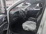 Фото 4 - Jetta VS5