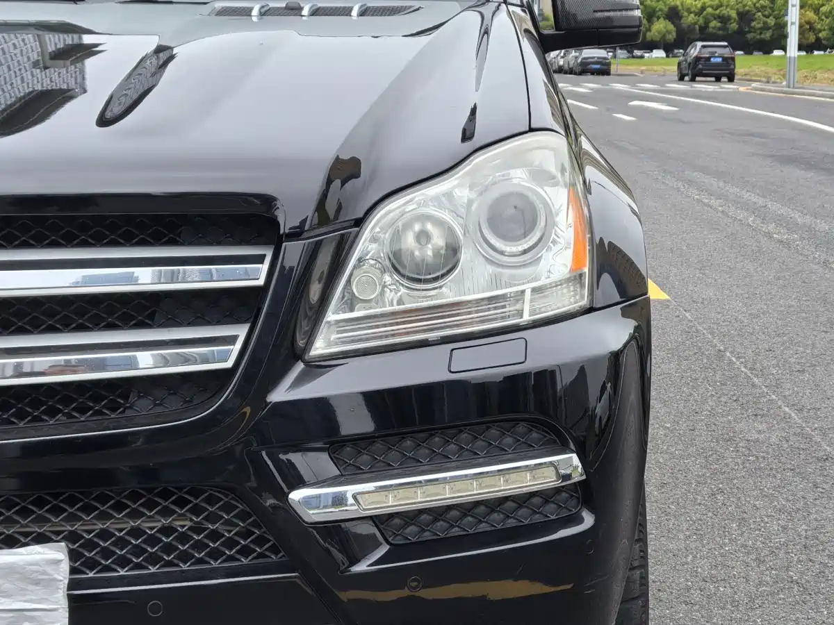 Mercedes-Benz GL-Class фото 9