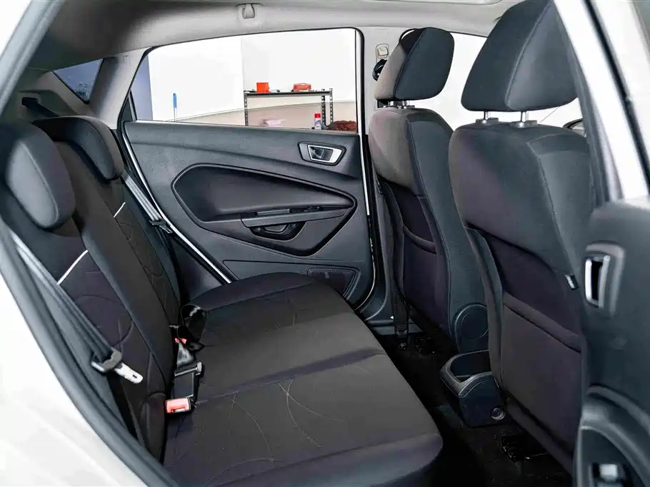Ford Fiesta 2015 2013 Hatchback 1.5L Automatic Premium