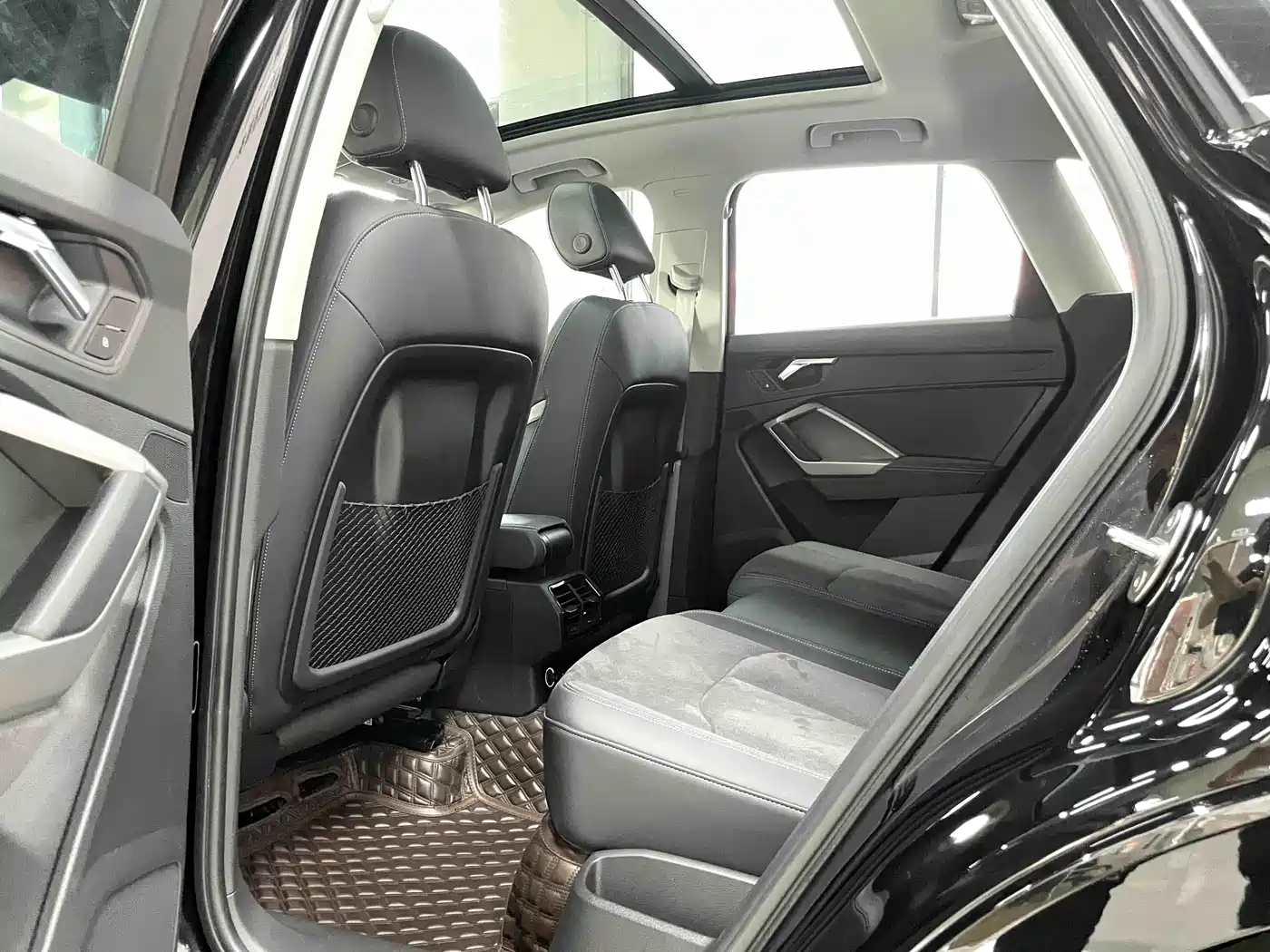 Audi Q3 2023 35 TFSI Fashion Dynamic (1.4T) фото 10