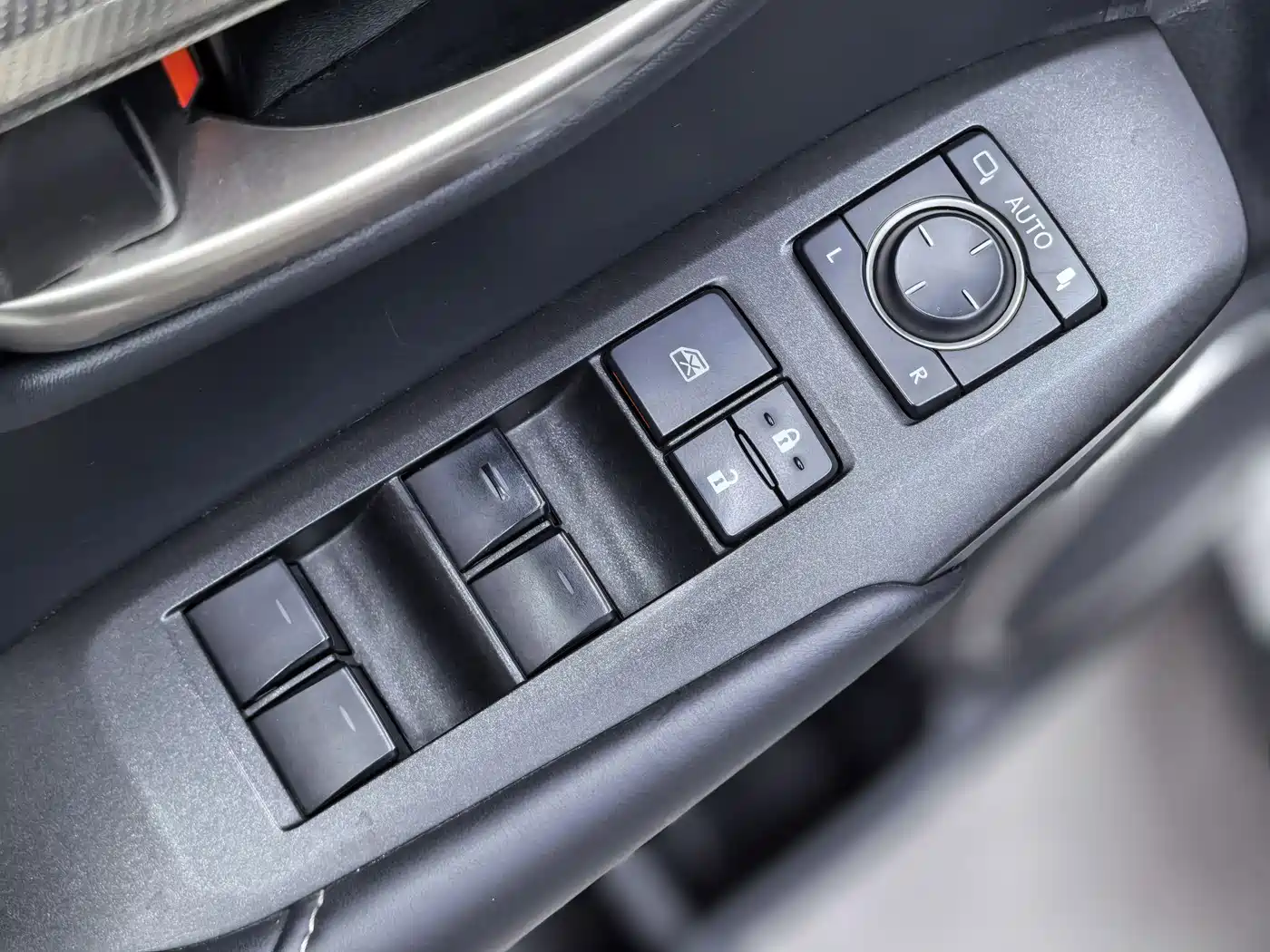 Lexus NX 2015 200t AWD F Sport фото 19