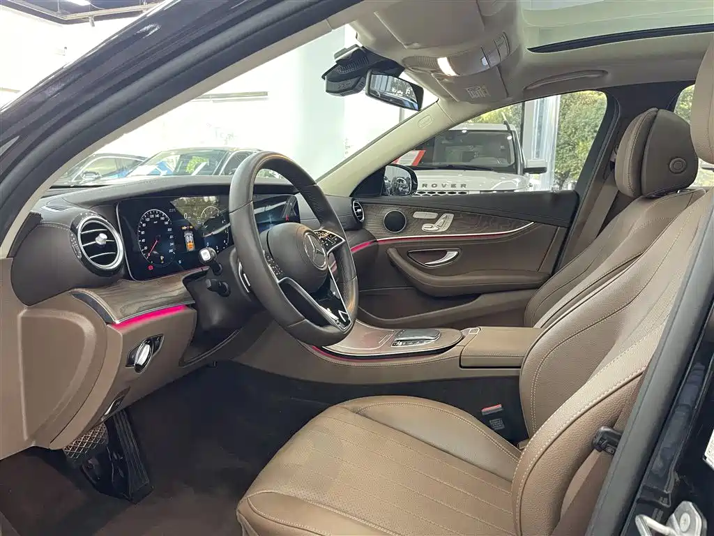 Mercedes-Benz E-Class 2023 E 300 L Fashion фото 8