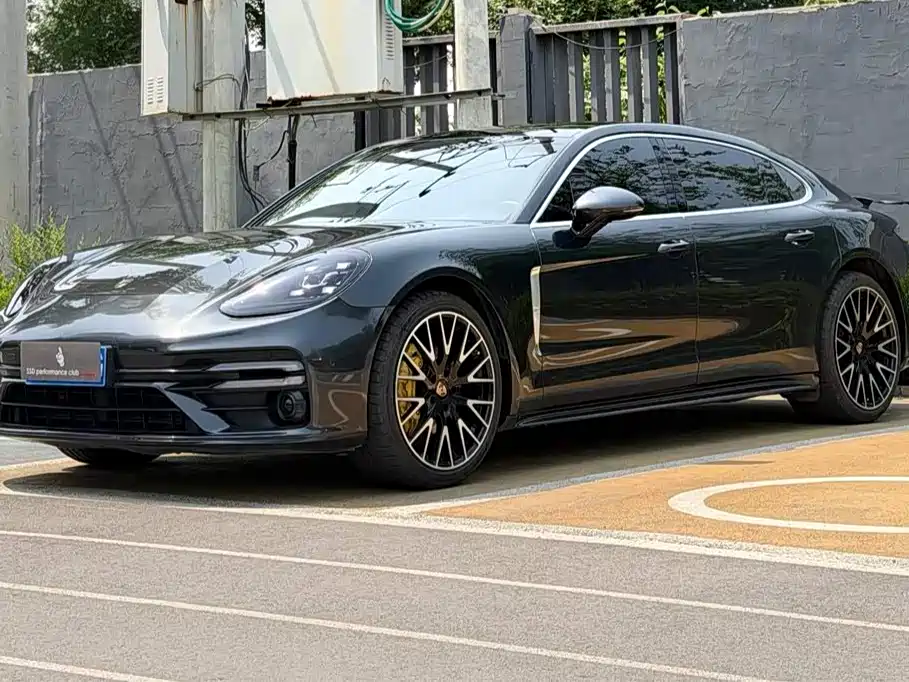Porsche Panamera 2017 Panamera 4 Executive Long Wheelbase 3.0T