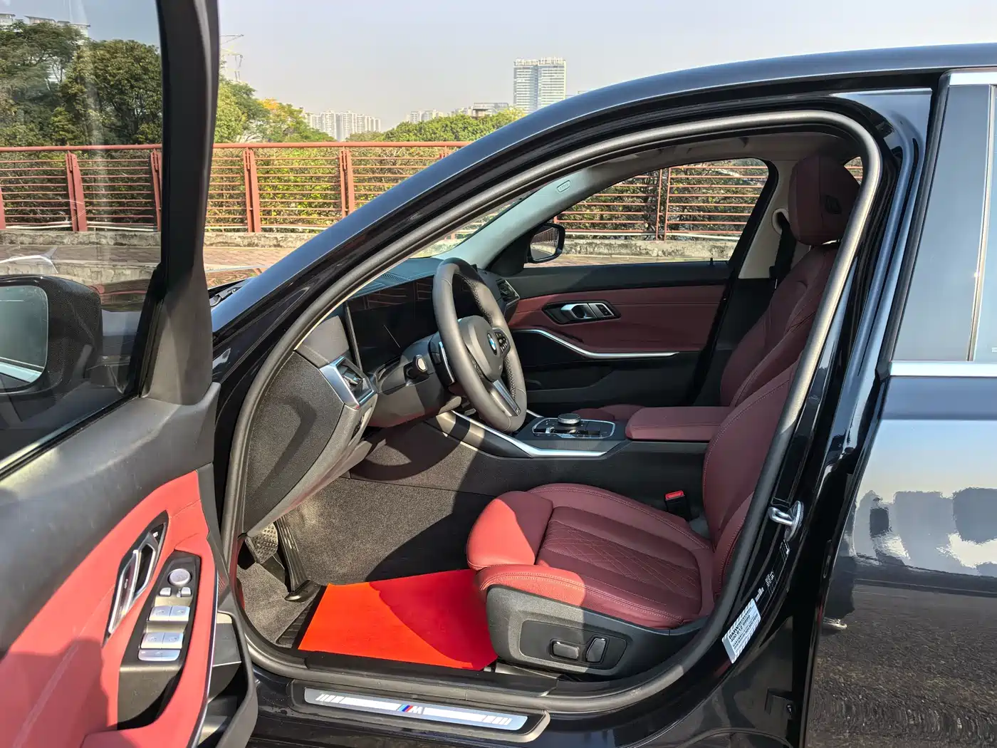 BMW 3 Series 2024 325i M Sport Package фото 4