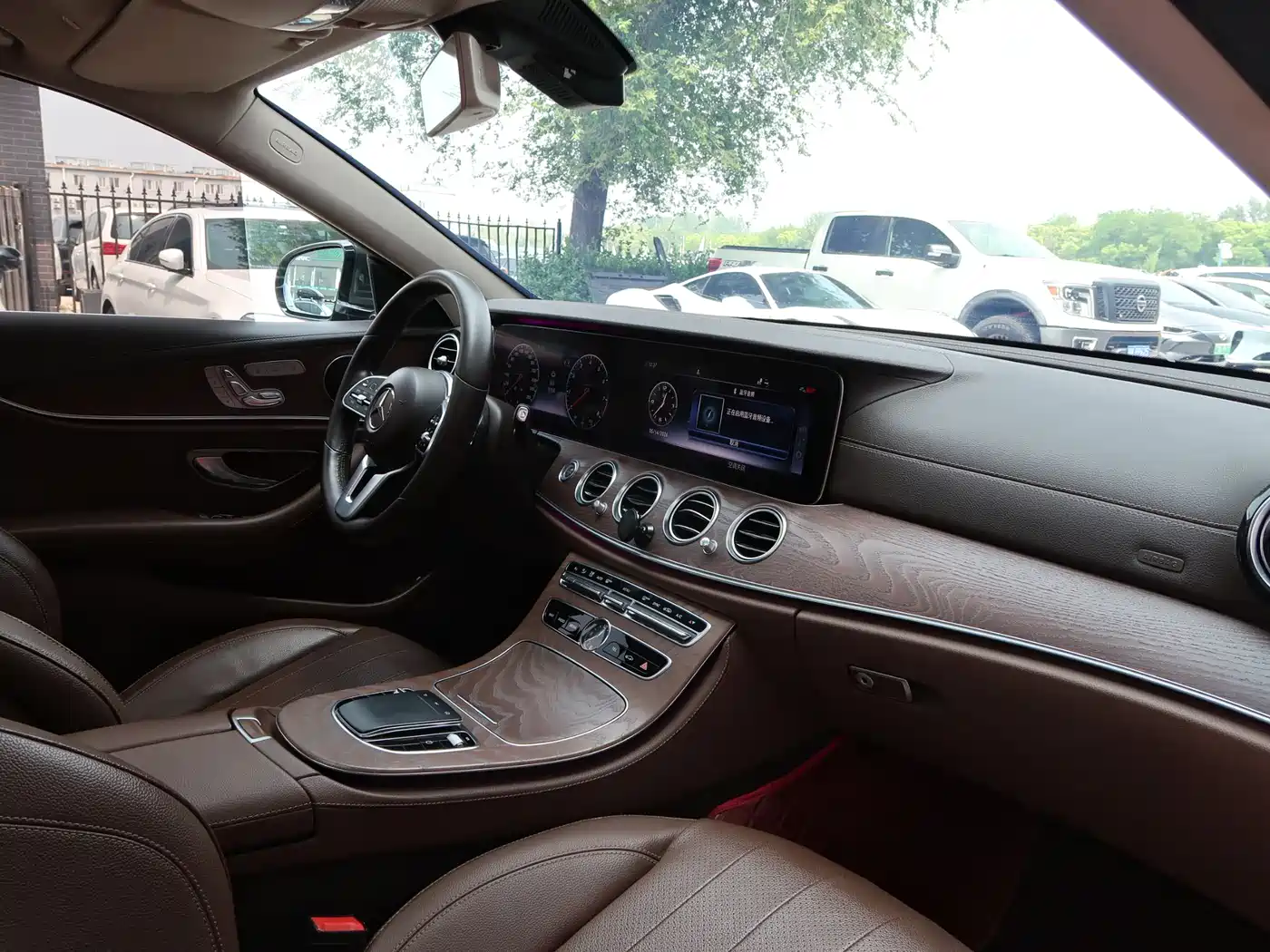 Mercedes-Benz E-Class 2020 E 300 L Fashion фото 11