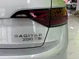 Фото 8 - Volkswagen Sagitar