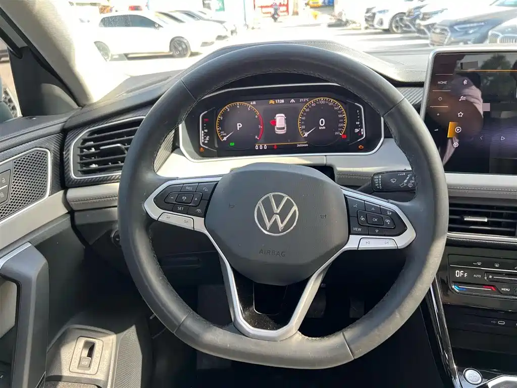 Volkswagen Tayron 2023 280TSI 2WD Luxury Plus Advanced Edition фото 15
