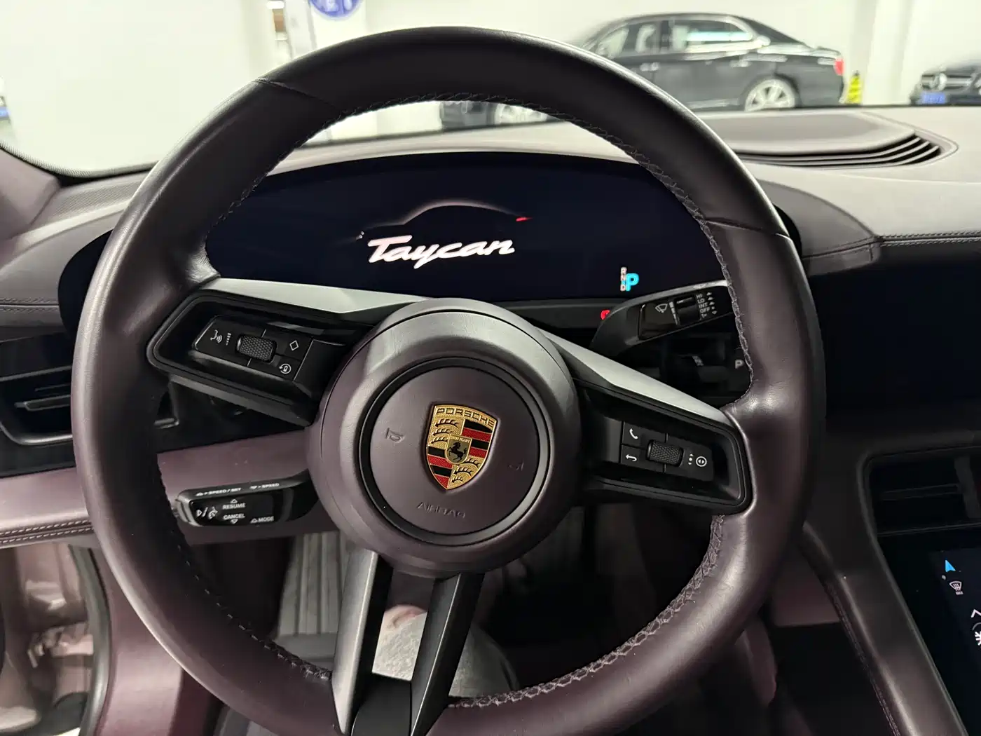 Porsche Taycan 2020 Taycan фото 7